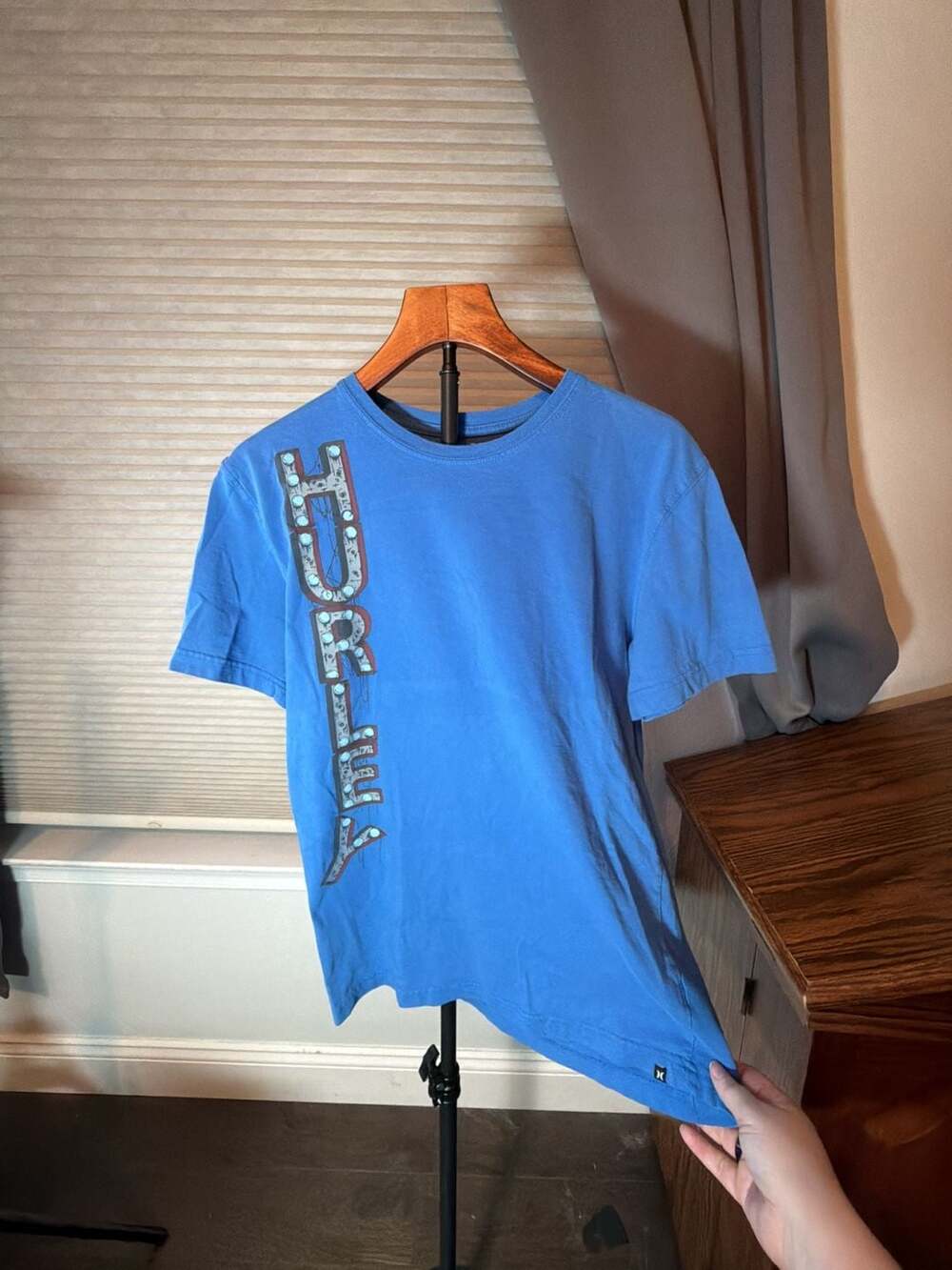 Hurley Graphic T-Shirt Size XL Blue Vertical Logo